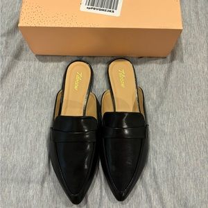 Brand new never worn Tilocow open back mule